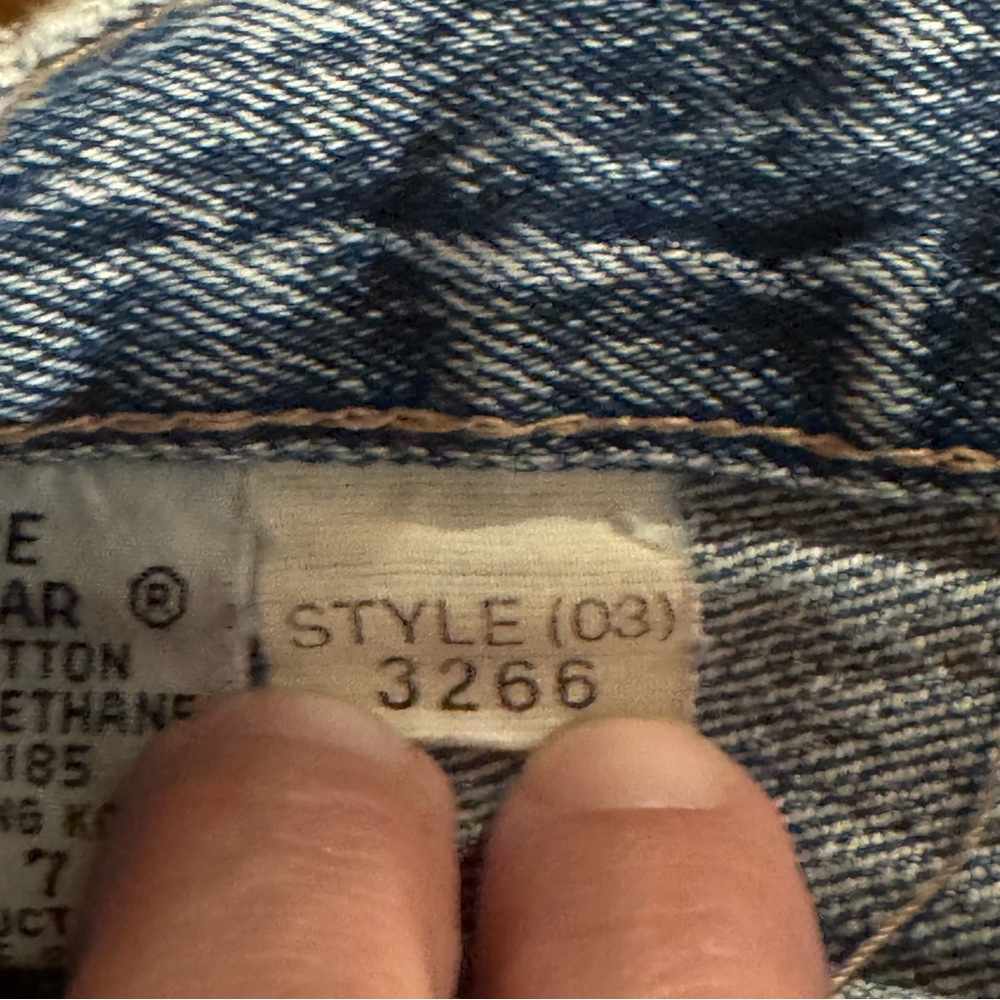 Vintage-Effect High-Rise Women's Jeans - Acid Wash Blue - Picture 10 of 10